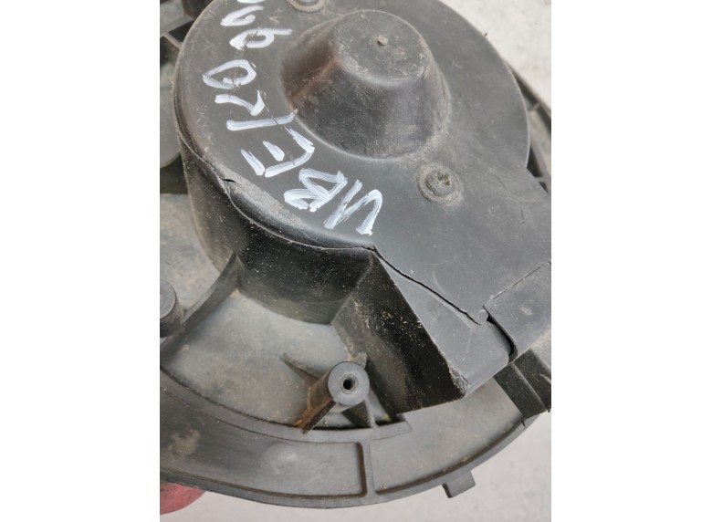 Моторчик печки к Моторчик печки к Iveco Daily 2000 г. Daily