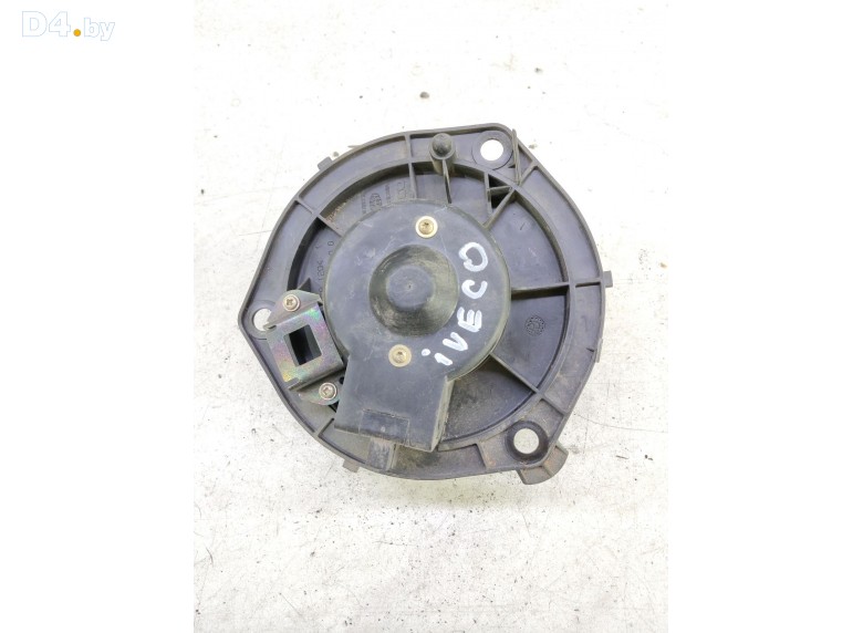 Моторчик печки к Iveco Daily 2000 г.