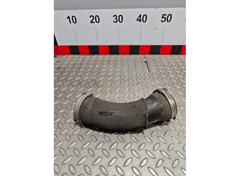 Патрубок интеркулера к Audi A6