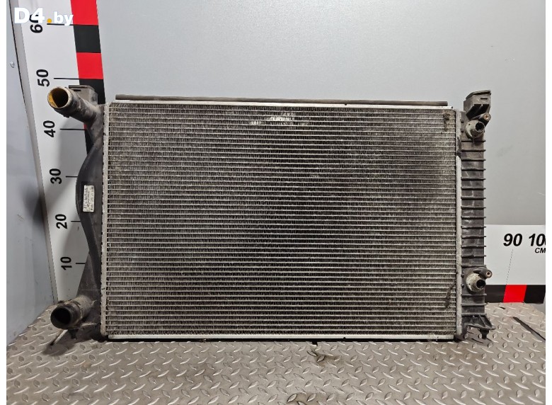 Радиатор (основной) к Audi A6 2007 г.