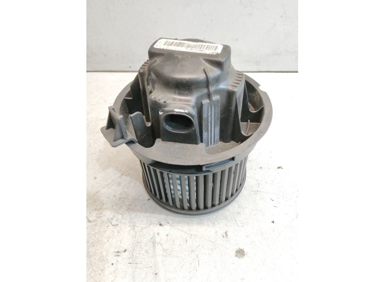 Моторчик печки к Моторчик печки к Peugeot 207 2008 г. 207