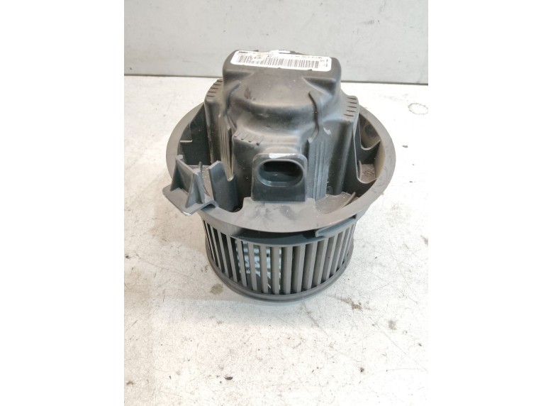 Моторчик печки к Моторчик печки к Peugeot 207 2006 г. 207