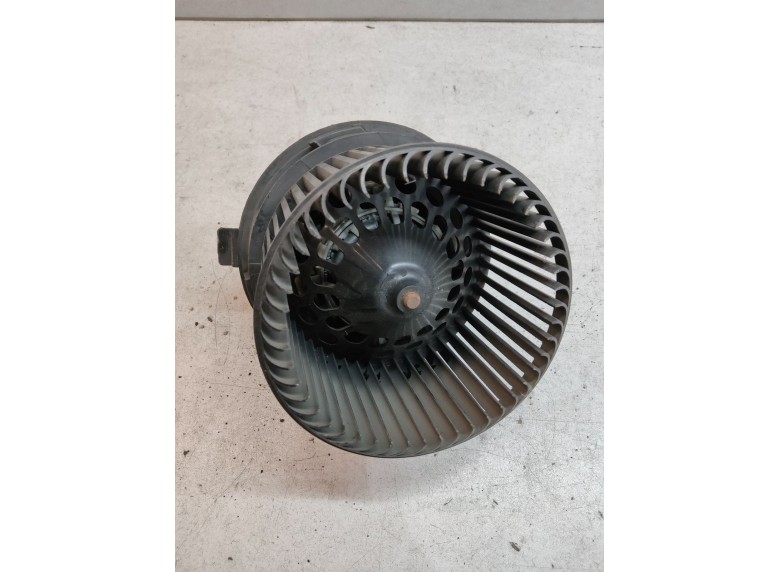 Моторчик печки к Моторчик печки к Peugeot 207 2007 г. 207