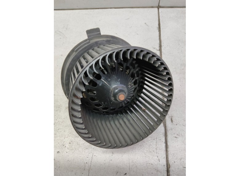 Моторчик печки к Моторчик печки к Peugeot 207 2007 г. 207