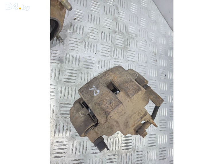 Суппорт передний правый к Mazda 626 1998 г.