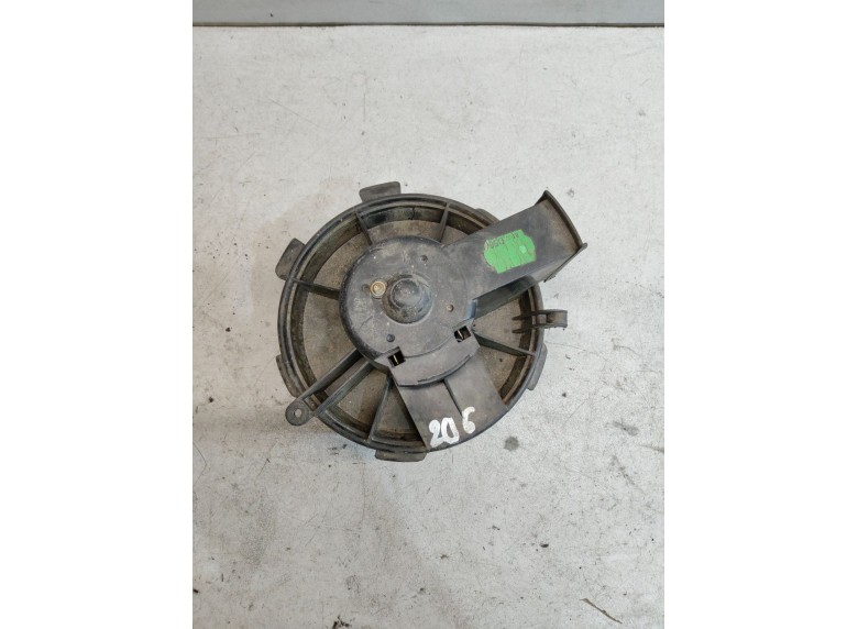 Моторчик печки к Peugeot 206