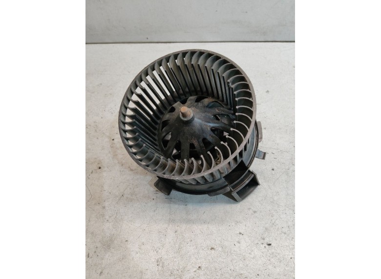 Моторчик печки к Моторчик печки к Peugeot 206 2002 г. 206