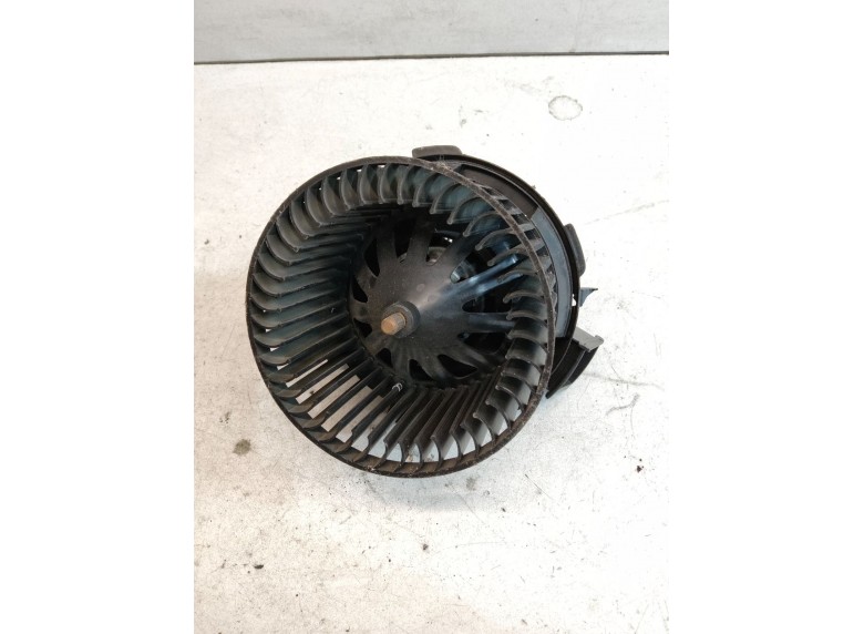 Моторчик печки к Моторчик печки к Peugeot 206 2002 г. 206