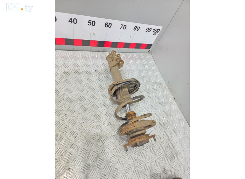 Амортизатор передний правый к Mazda 626 1998 г.