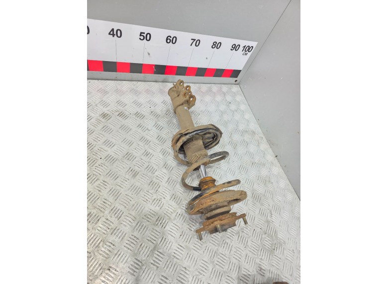 Амортизатор передний правый к Mazda 626