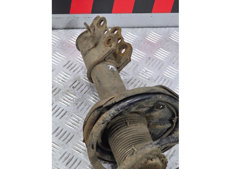 Амортизатор передний правый к Амортизатор передний правый к Mazda 626 1998 г. 626