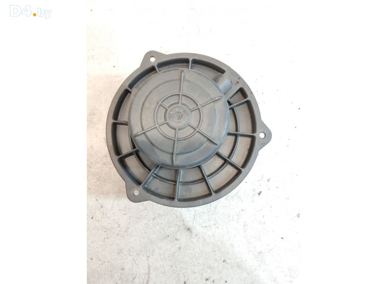 Моторчик печки к Kia Rio 2003 г.