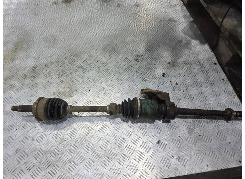 Полуось передняя правая (приводной вал, ШРУС) к Mazda 626