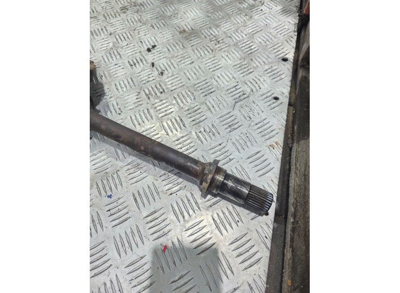 Полуось передняя правая (приводной вал, ШРУС) к Полуось передняя правая (приводной вал, ШРУС) к Mazda 626 1998 г. 626