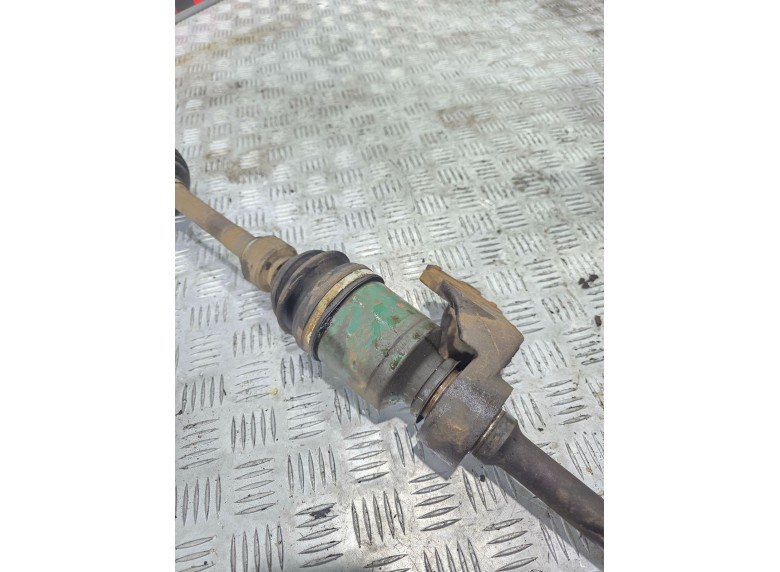 Полуось передняя правая (приводной вал, ШРУС) к Полуось передняя правая (приводной вал, ШРУС) к Mazda 626 1998 г. 626