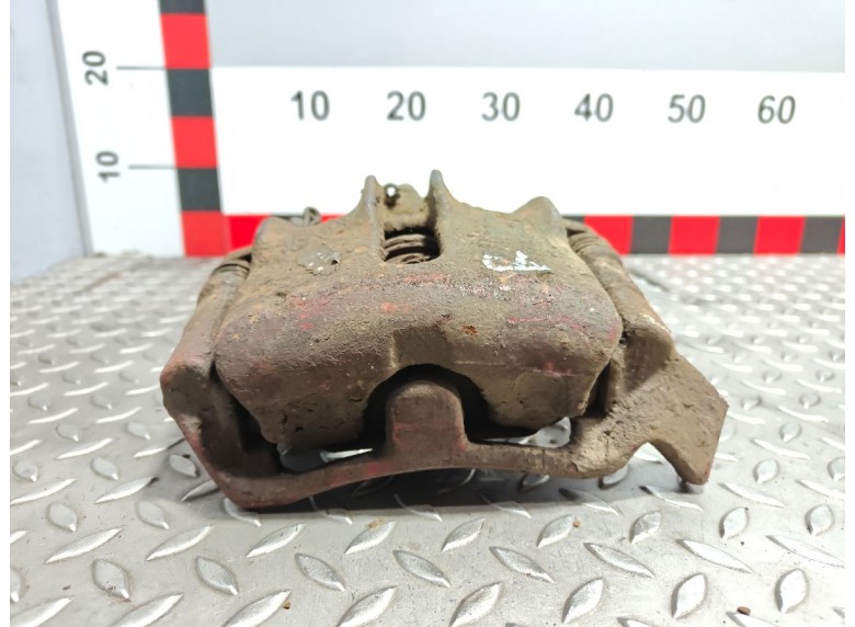 Суппорт передний правый к Суппорт передний правый к Renault Laguna 1997 г. Laguna