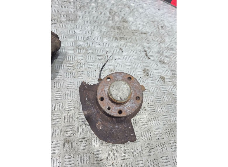 Кулак поворотный левый к Opel Omega