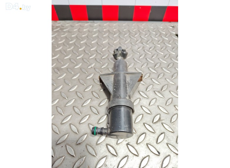 Форсунка омывателя фар к Mercedes VitoW639 2007 г.