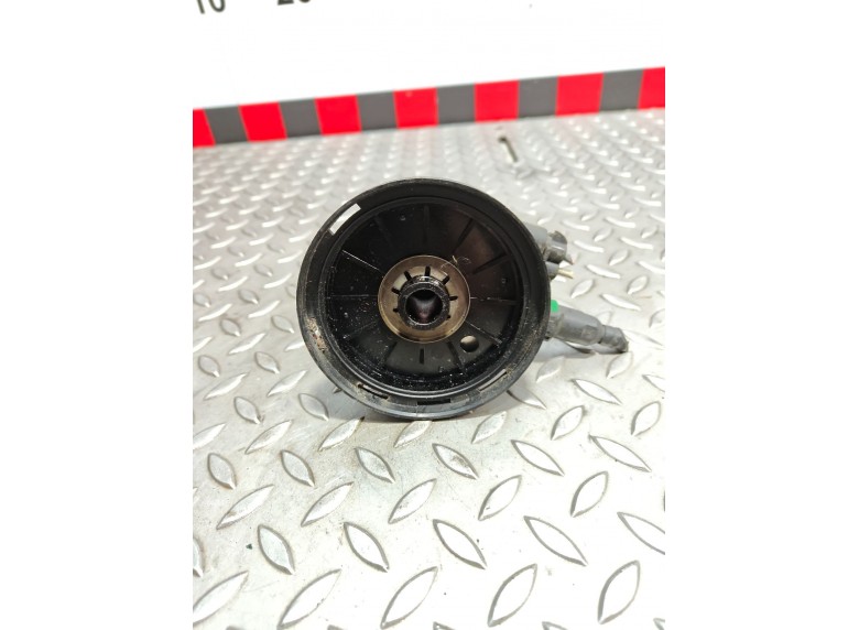 Корпус топливного фильтра к Корпус топливного фильтра к Renault Trafic 2002 г. Trafic