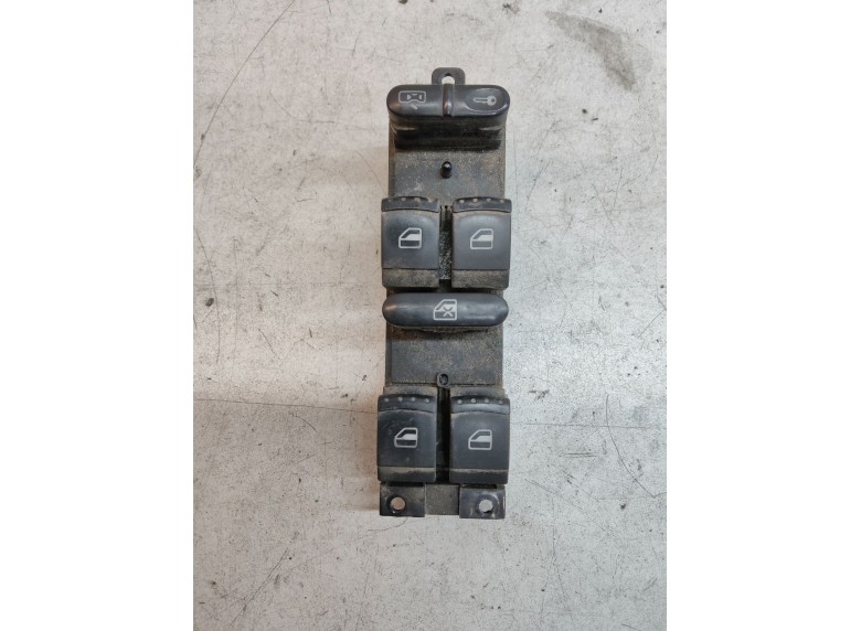 Блок управления стеклоподъемниками к Volkswagen Passat