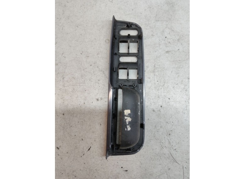 Ручка внутренняя передняя левая к Ручка внутренняя передняя левая к Volkswagen Passat 1999 г. Passat