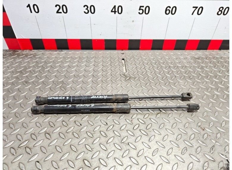 Амортизатор крышки багажника (3-5 двери) к Dacia Duster