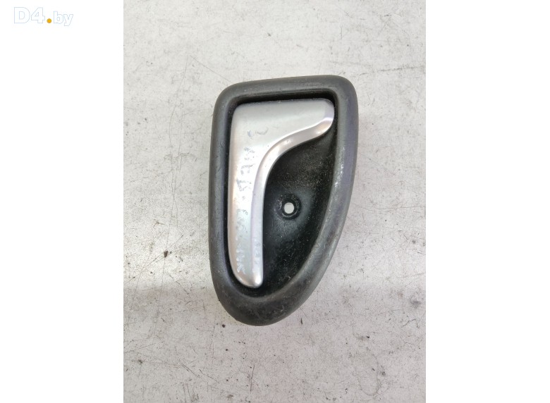Ручка внутренняя задняя левая к Renault Scenic 2002 г.