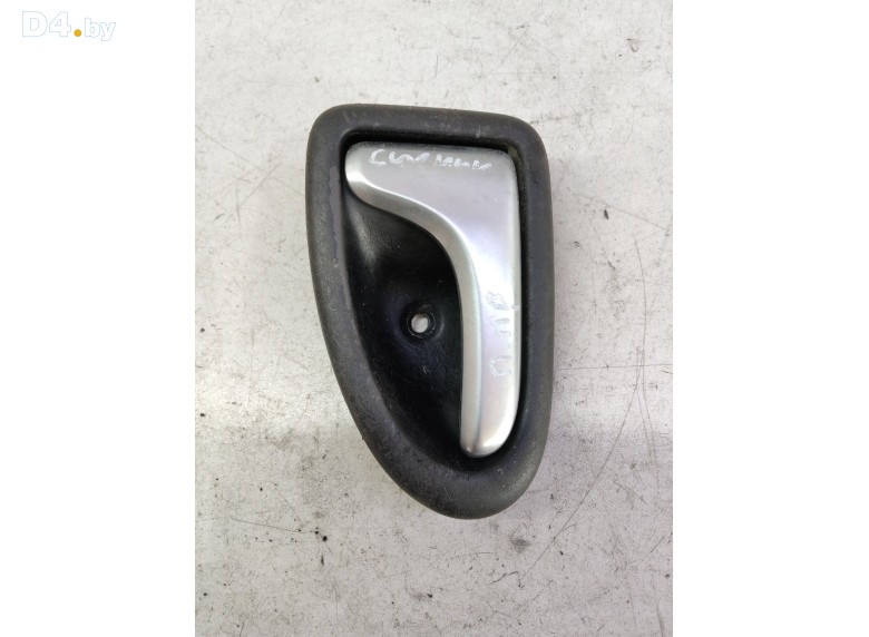 Ручка внутренняя передняя правая к Renault Scenic 2002 г.