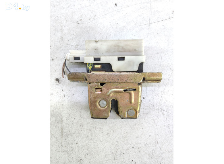 Замок багажника к Renault Scenic 2002 г.