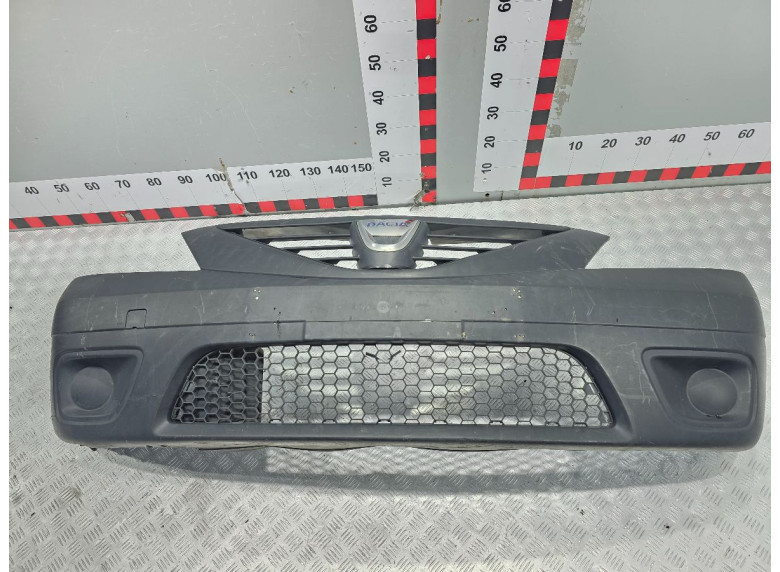 Бампер передний к Dacia Logan