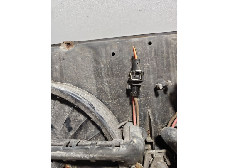 Вентилятор радиатора к Вентилятор радиатора к Volkswagen Transporter 2000 г. Transporter