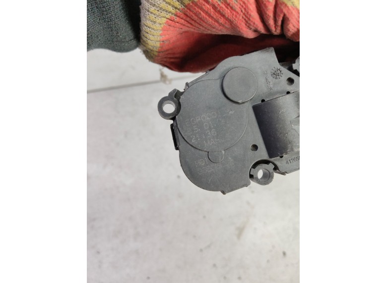 Моторчик заслонки печки к Моторчик заслонки печки к Audi A4 2021 г. A4