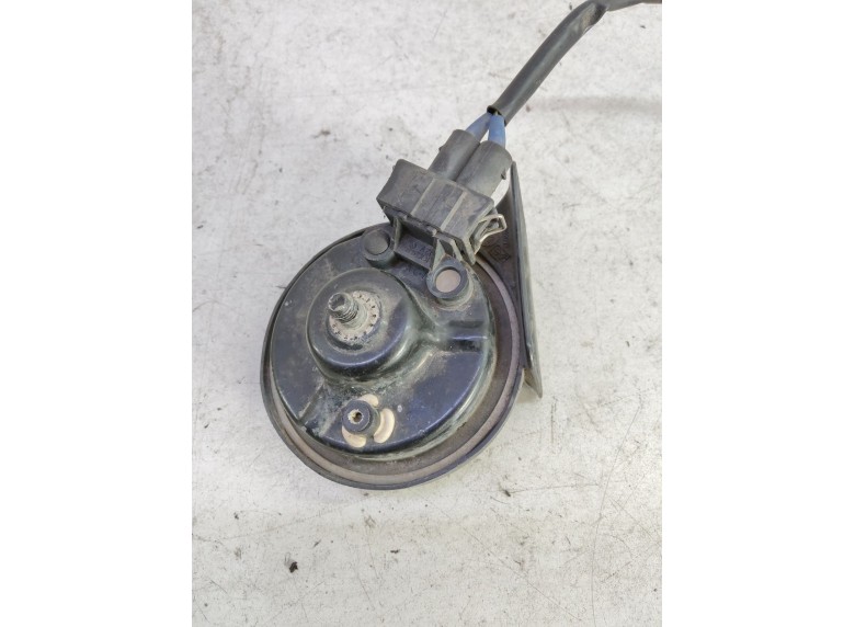 Сигнал (клаксон) к Сигнал (клаксон) к Audi A4 1998 г. A4