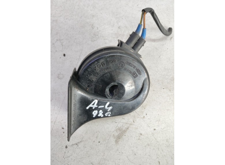 Сигнал (клаксон) к Audi A4