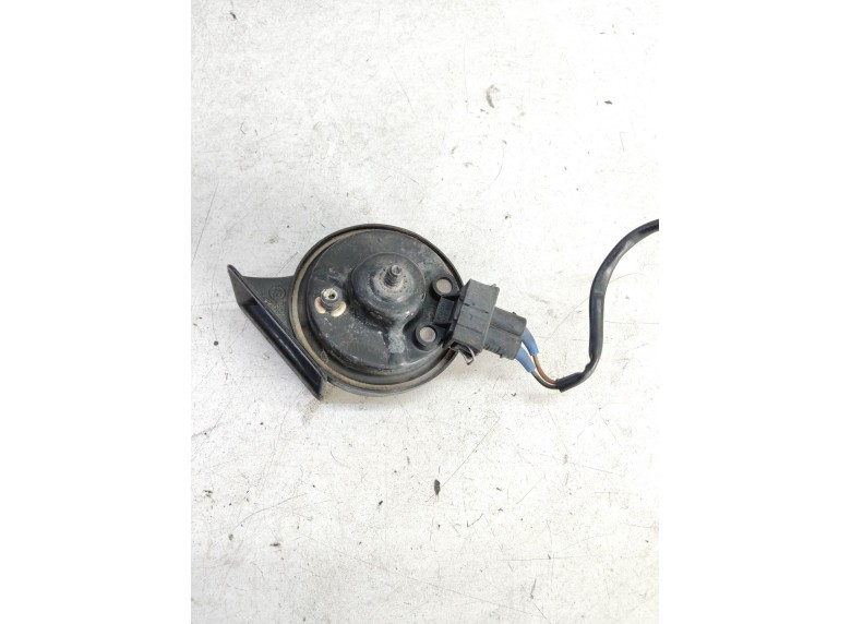 Сигнал (клаксон) к Сигнал (клаксон) к Audi A4 1998 г. A4