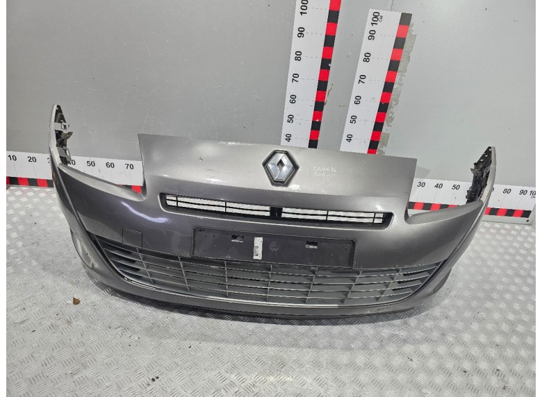 Бампер передний к Бампер передний к Renault GrandScenic 2010 г. Grand Scenic