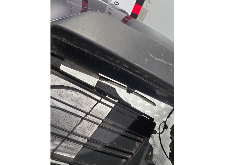 Бампер передний к Бампер передний к Renault Megane 2010 г. Megane