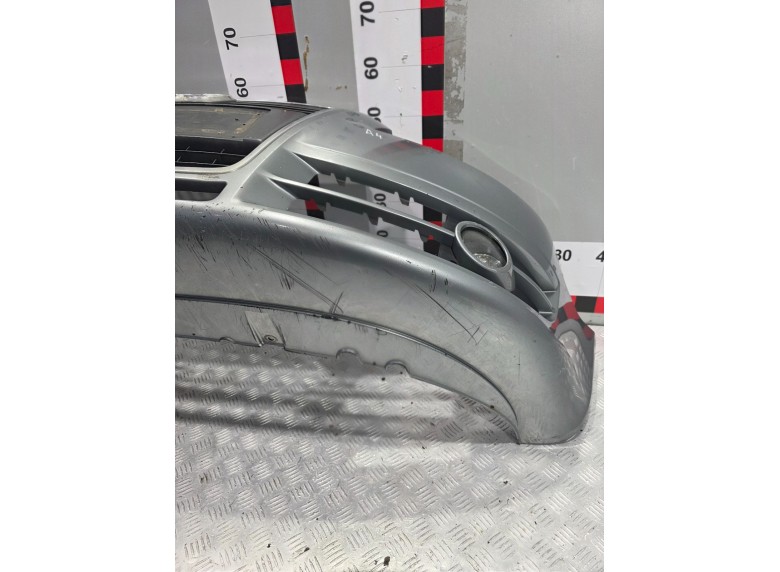 Бампер передний к Бампер передний к Audi A4 2006 г. A4