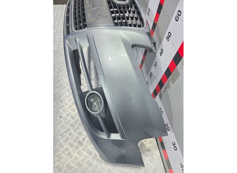 Бампер передний к Бампер передний к Audi A4 2006 г. A4