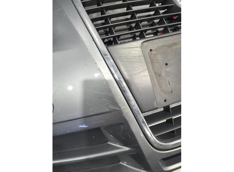 Бампер передний к Бампер передний к Audi A4 2006 г. A4