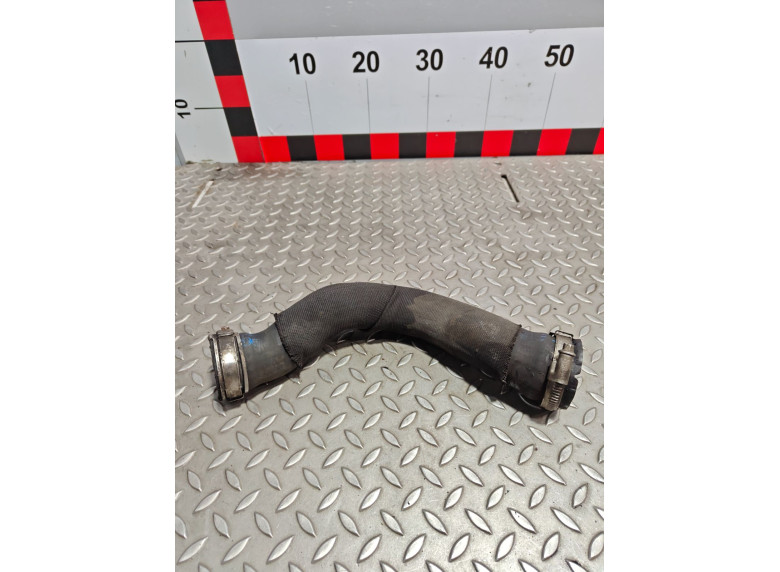 Патрубок интеркулера к Патрубок интеркулера к Audi A6 2007 г. A6