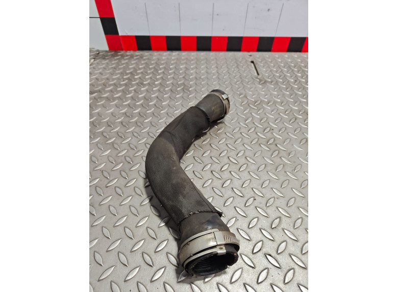 Патрубок интеркулера к Патрубок интеркулера к Audi A6 2007 г. A6