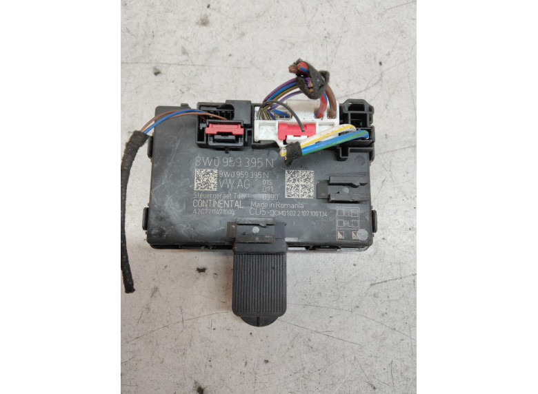 Блок управления двери задней левой к Audi A4