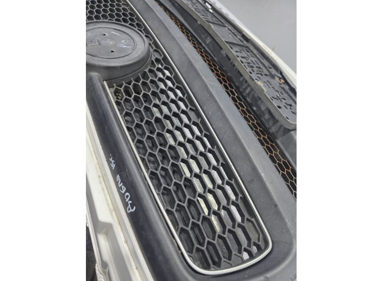 Решетка радиатора к Решетка радиатора к Fiat Doblo 2010 г. Doblo