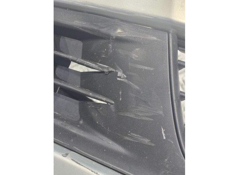 Рамка фары противотуманной правой к Рамка фары противотуманной правой к Volkswagen Golf 2009 г. Golf