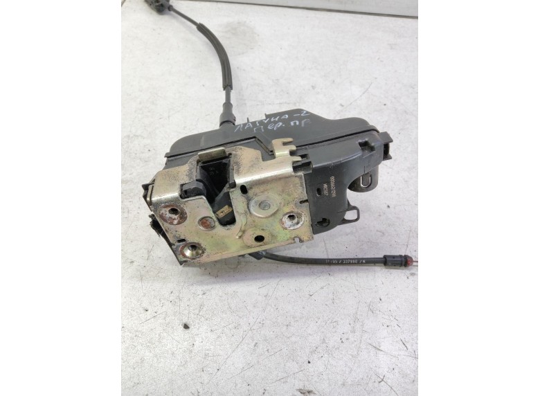 Замок двери передней правой к Замок двери передней правой к Renault Laguna 2005 г. Laguna