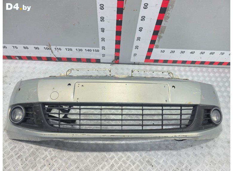 Бампер передний к Volkswagen Golf 2009 г.