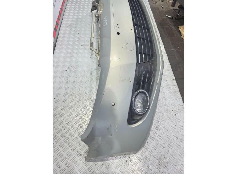 Бампер передний к Бампер передний к Volkswagen Golf 2009 г. Golf