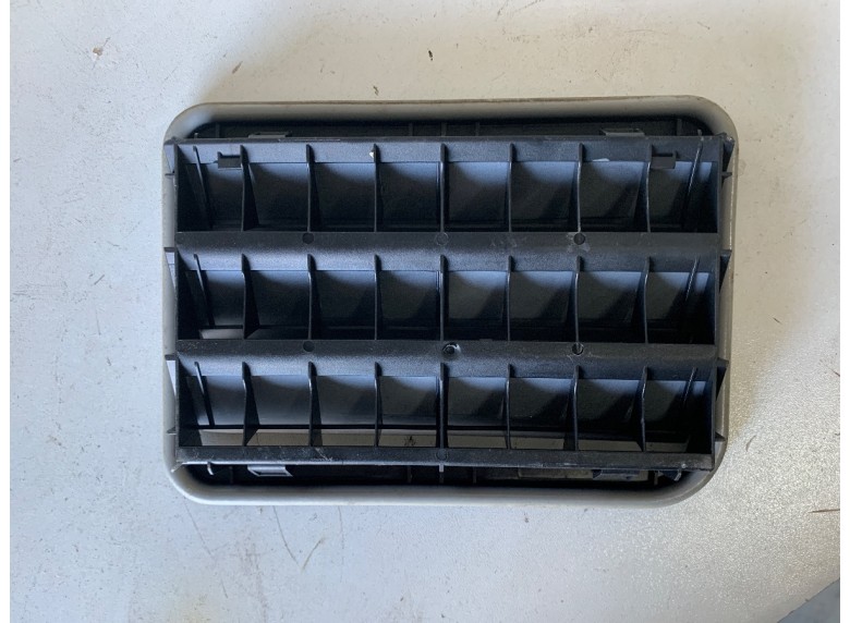 Решетка вентиляции кузова к Решетка вентиляции кузова к BMW XMG09 2023 г. XM G09