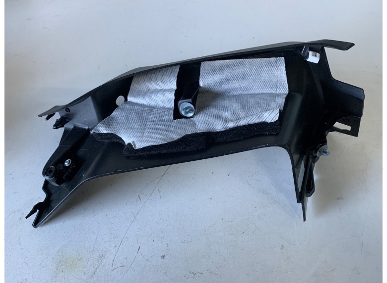 Пластик багажника к Пластик багажника к BMW XMG09 2023 г. XM G09